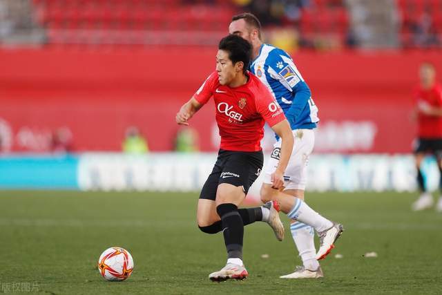 阿森纳宣布9名球迷因恶劣行为被禁入 stadium